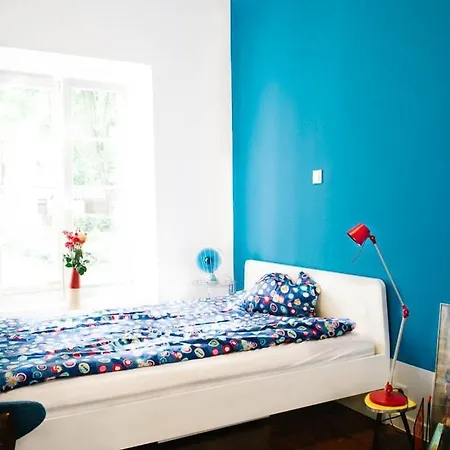 Nouveau Vintage At Old Town